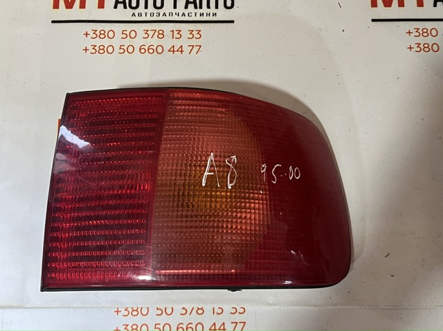 Ліхтар задній правий, зовнішній 4D0945096 VAG