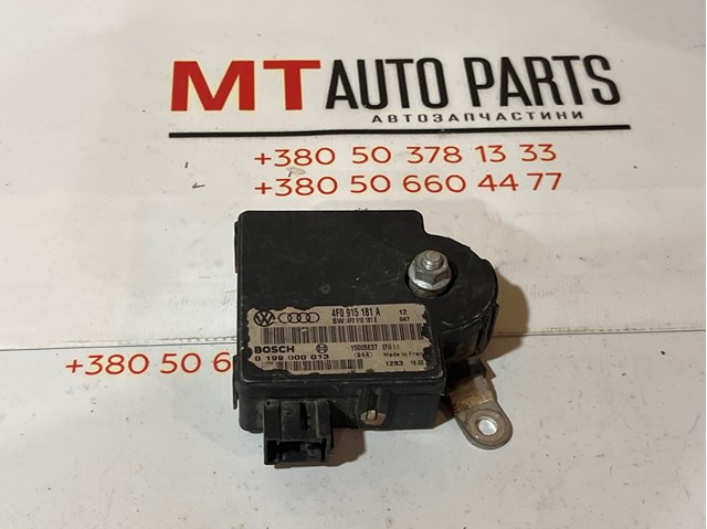 Автомобільна батарея 4F0915181A BOSCH