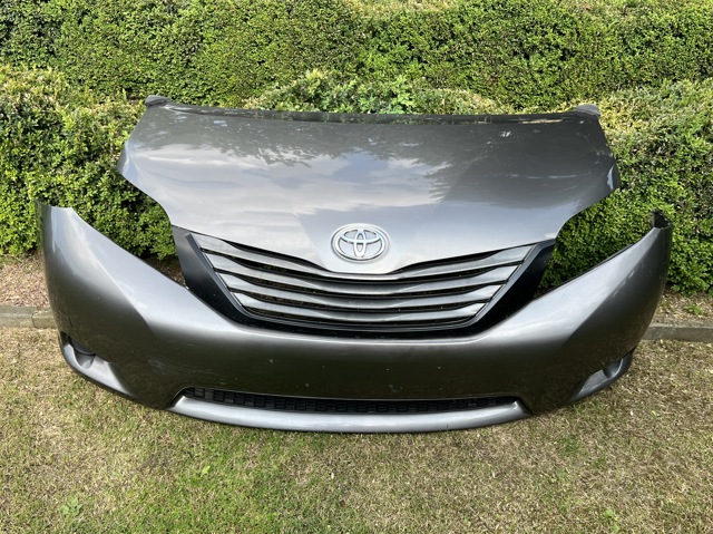 Капот 5330108040 TOYOTA