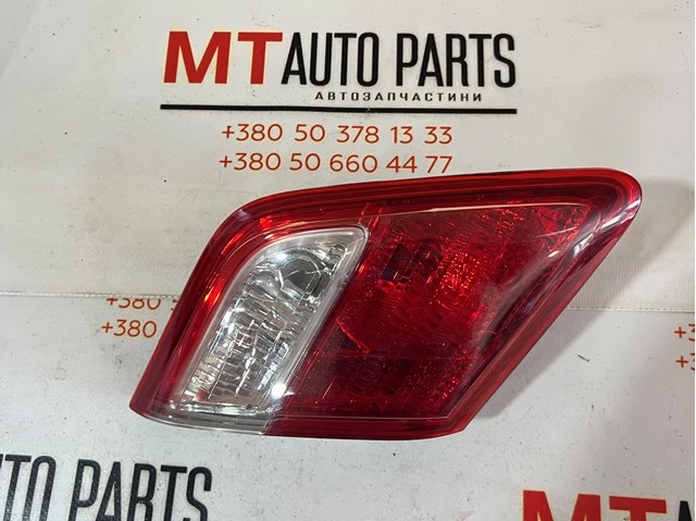 Задня ліва внутрішня фара 8159006120 TOYOTA