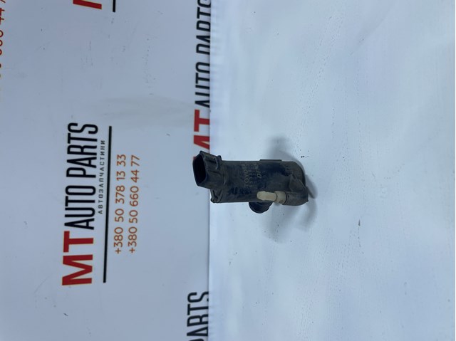 Насос омивача задній 8533035080 TOYOTA