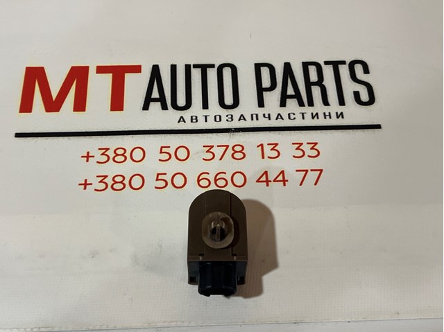 Датчик відкриття капота 8974752010 TOYOTA