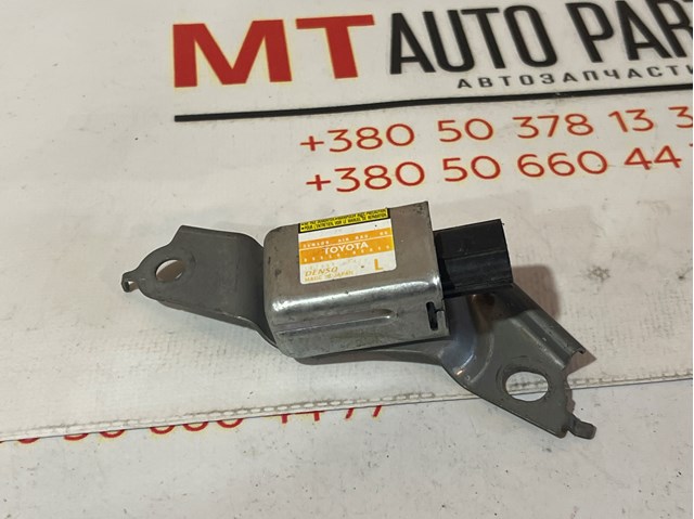 Датчик Айрбег передній 898340E010 TOYOTA