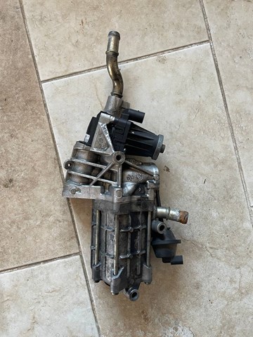 Пульсари 9X2Q9U438DA LAND ROVER
