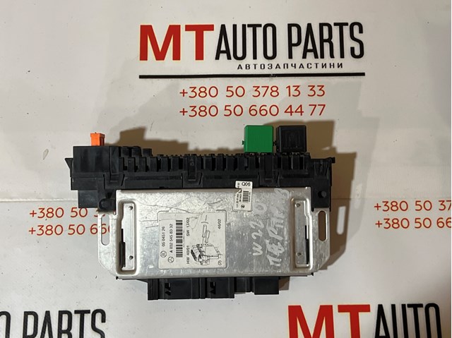 Корпус запобіжників A0325458332 MERCEDES