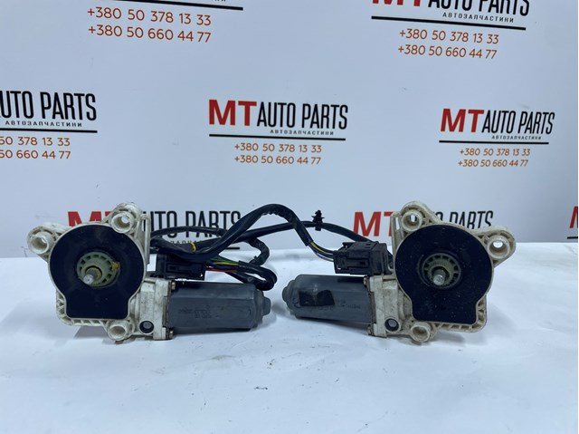 Моторчик склопідйомника двері задніх, лівих A2118202342 MERCEDES