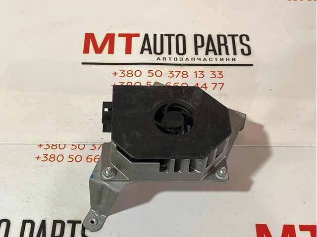 Підсилювач звуку аудіосистеми A2118705189 MERCEDES
