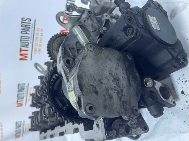 Насос вакуумний A6462300465 MERCEDES