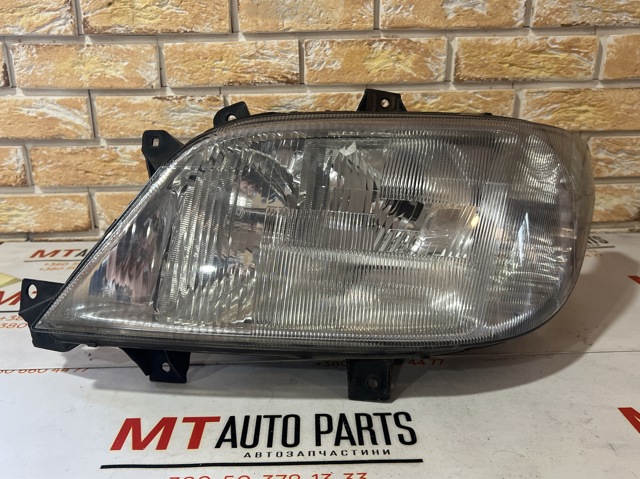Оптика A9018202461 MERCEDES