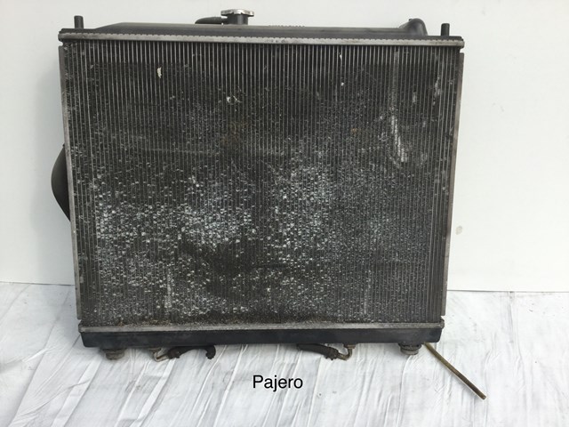 повітропровід радіатора MR404894 MITSUBISHI