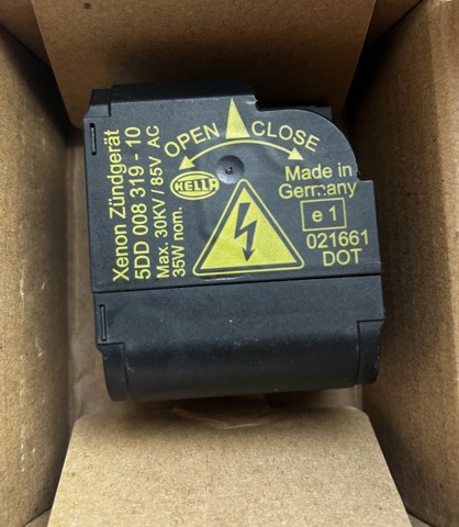 Блок розпалювання, ксенон 5DD00831910 HELLA