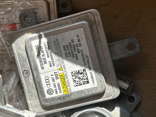 Блок управління фарами 8K0941597E VAG