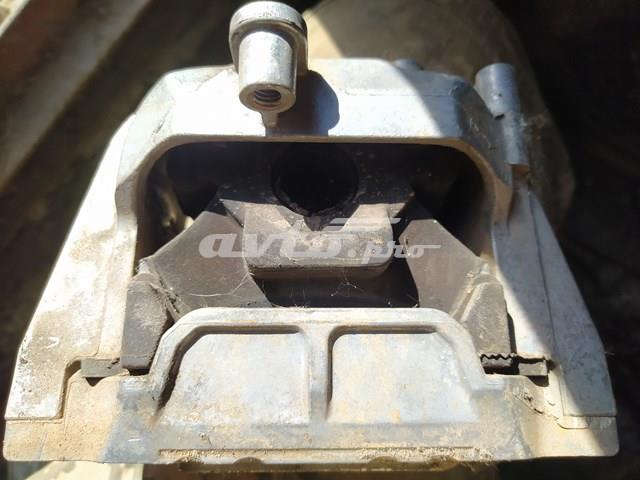 Права подушка мотора 1K0199262AM VAG