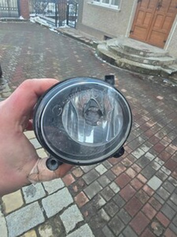 Фара протитуманна, ліва 1N0271648111 HELLA