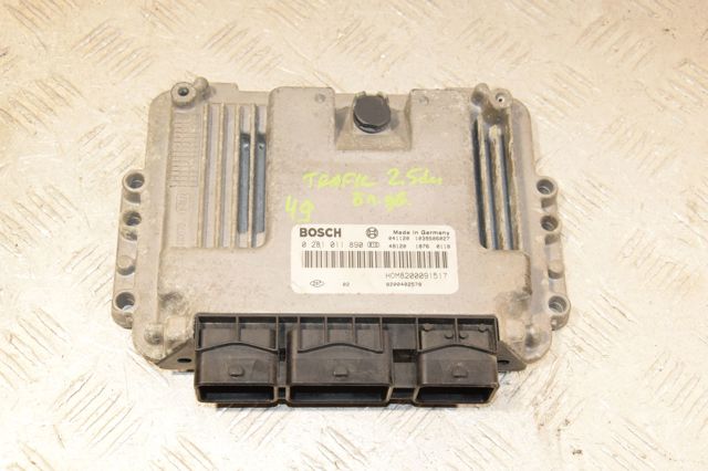 Комп'ютер двигуна 0281011890 RENAULT