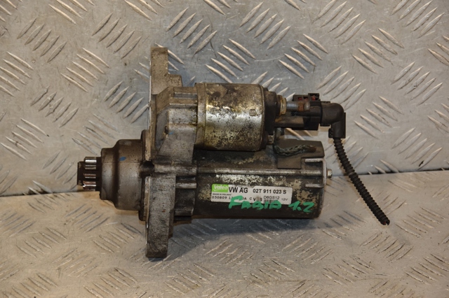 Стартер двигуна 02T911023S VAG