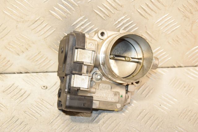 Заслінка повітряна 03C133062D VAG