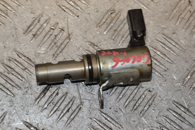 Клапан електромагнітний положення (фаз) розподільного валу 03C906455A VAG