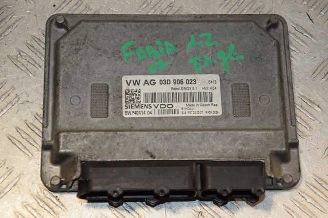 Модуль управління двигуном 03D906023 VAG