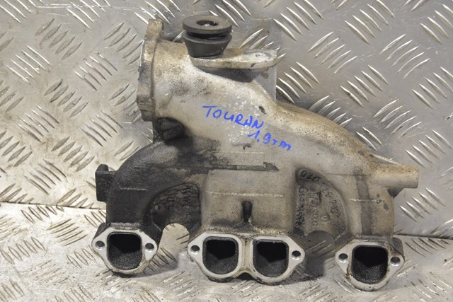 Колектор впускний 03G129713B VAG