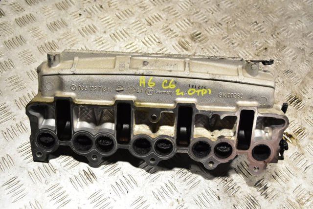 Колектор впускний 03G129713H VAG
