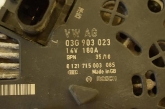 Генератор автомобільний 03G903023 VAG