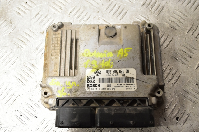 Модуль управління двигуном 03G906021DN VAG