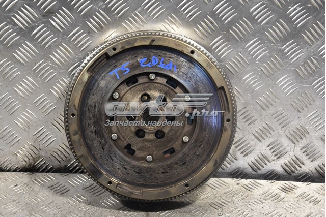 Маховик двигуна 03L105266CR VAG