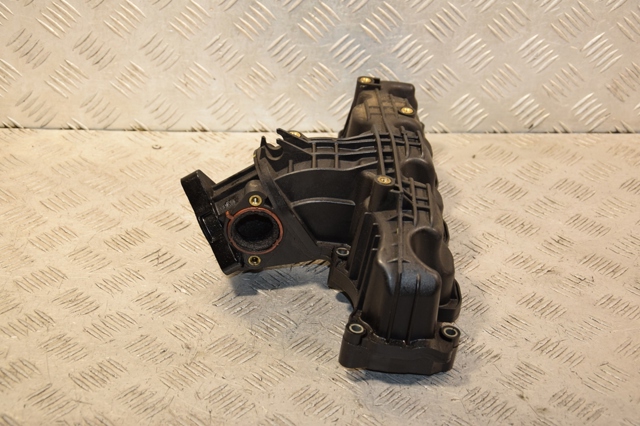 Колектор впускний 03L129711AL VAG