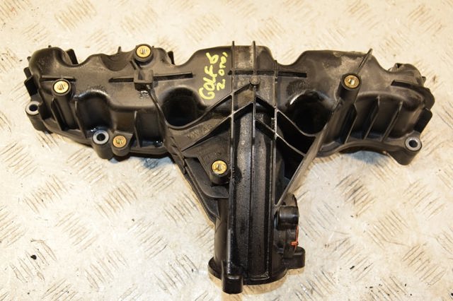 Колектор впускний 03L129711AN VAG