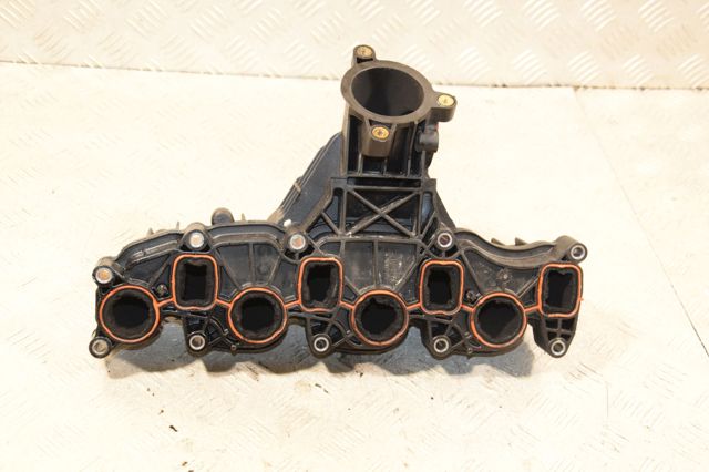 Колектор впускний 03L129711BA VAG