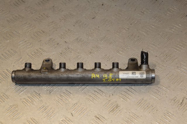 Розподільник палива 03L130089A VAG