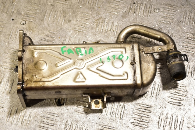Радіатор системи рециркуляції ОГ 03L131512CE VAG
