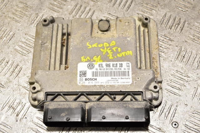 Модуль управління двигуном 03L906018DB VAG