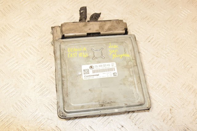 Блок двигуна 03L906023AG VAG