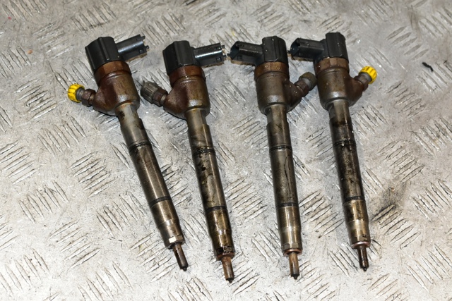 Форсунки електромагнітні 0445110256 HYUNDAI