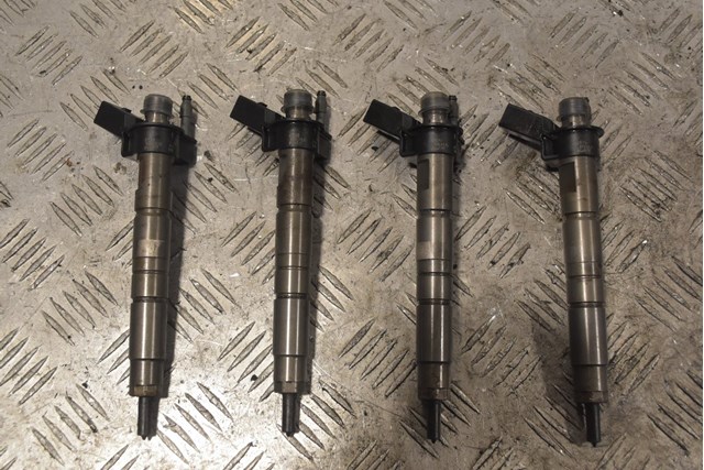 Форсунка інжектора 0445117030 BMW