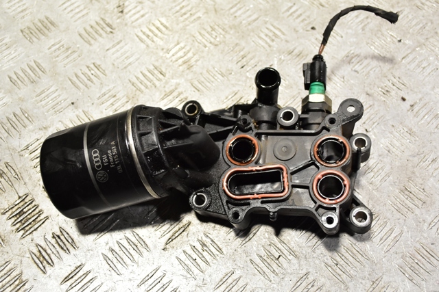 Корпус маслофільтра 04B115389B VAG