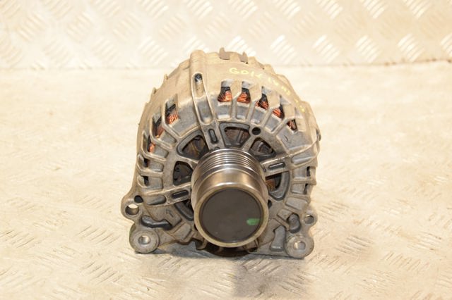 Генератор автомобільний 04C903023M VAG