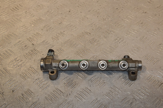 Розподільник палива 04L089G VAG