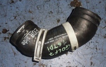 Шланг (патрубок) радіатор EGR, відведення 04L131521 VAG