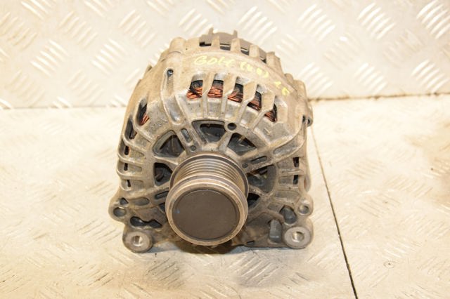 Генератор автомобільний 04L903021D VAG
