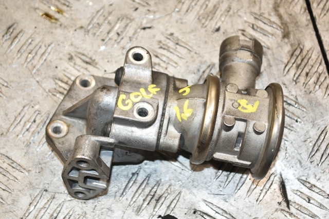 Клапан подачі вторинного повітря 06A131351F VAG