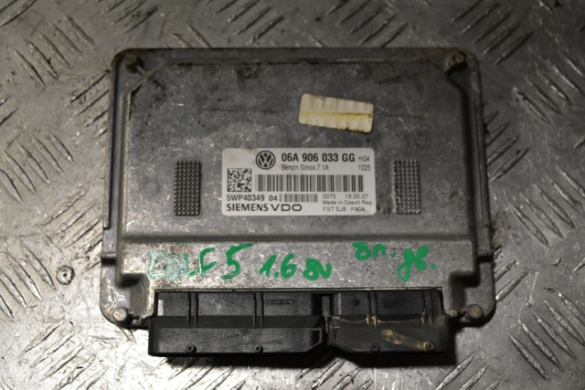 Модуль управління двигуном 06A906033GG VAG