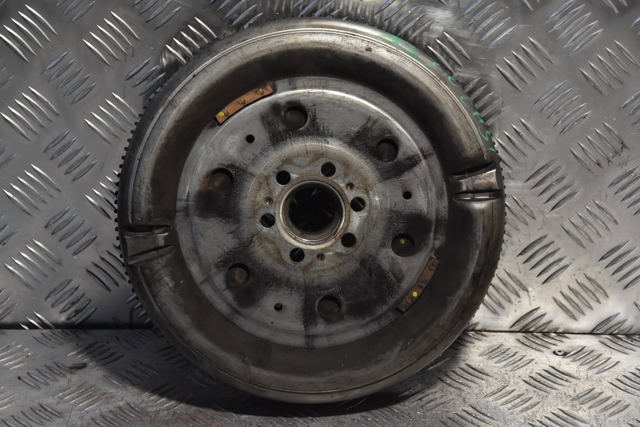 Маховик зчеплення 06F105266Q VAG