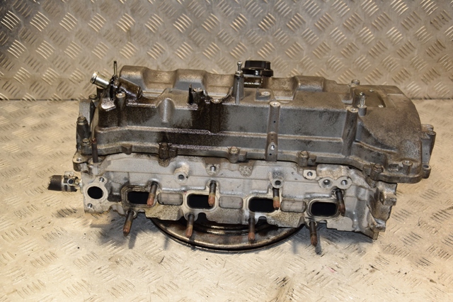 Головка циліндрів 1110129615 TOYOTA