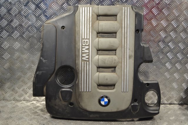 Кришка двигуна декоративна 11147788908 BMW