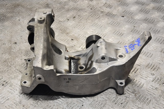 Кронштейн компресора кондиціонера 11167802639 BMW