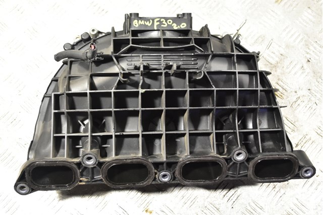 Колектор впускний 11617588126 BMW