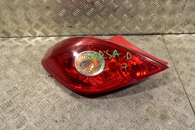 Задня ліва фара 13186350 OPEL
